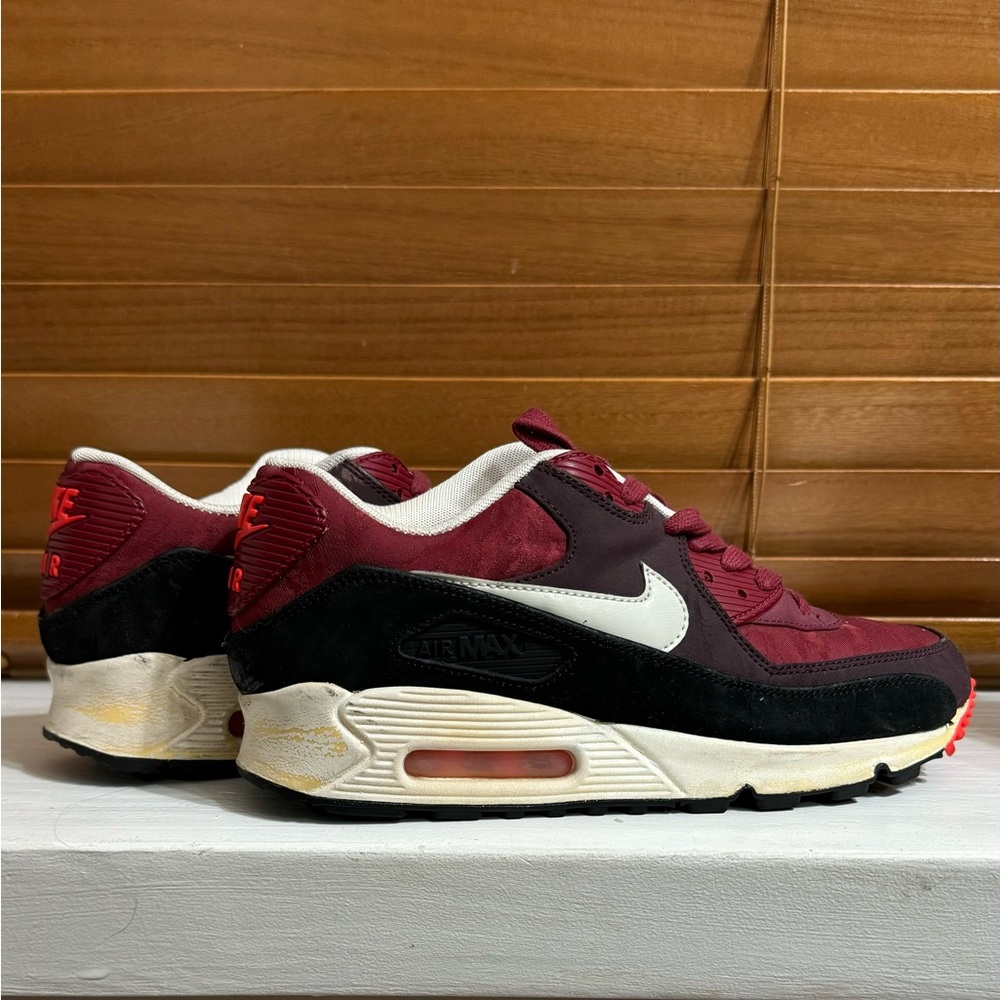 Nike Air Max 90